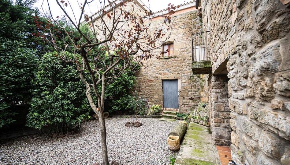 Casa adosada en venta en Carrer de Baix, 7, Guissona, Lleida - imagen 1 Foto 1 de Casa adosada en venta en Carrer de Baix, 7, Guissona, Lleida