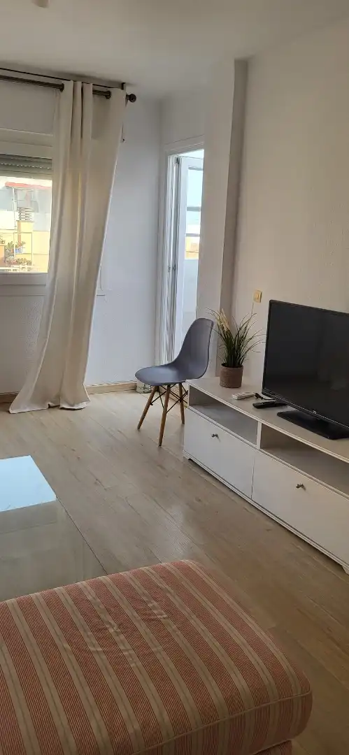 Flat for rent in Carrer dels Ocells, 20, Son Cotoner Living room of Flat for rent in Palma de Mallorca with Air Conditioner, Parquet flooring and Terrace