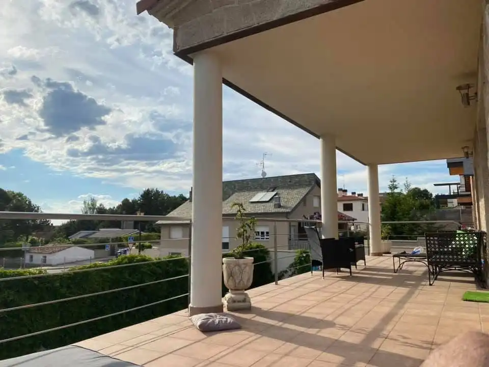 Casa o chalet en venta en Calle Emilia Pardo Bazán, 40, Hervencias Terraza de Casa o chalet en venta en Ávila Capital con Terraza y Balcón