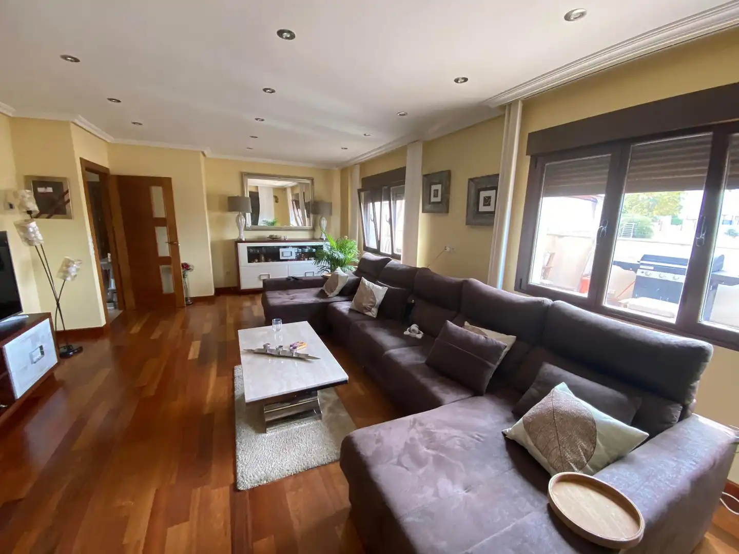 Casa o chalet en venta en Calle Emilia Pardo Bazán, 40, Hervencias Sala de estar de Casa o chalet en venta en Ávila Capital con Terraza y Balcón