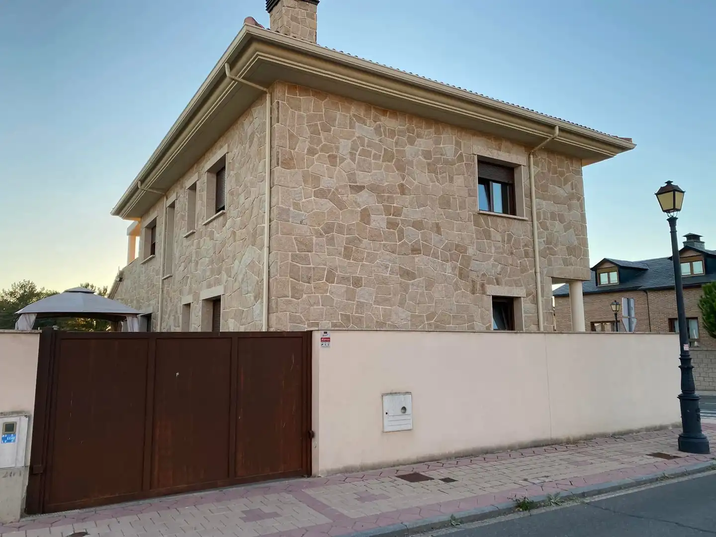 Casa o chalet en venta en Calle Emilia Pardo Bazán, 40, Hervencias Vista exterior de Casa o chalet en venta en Ávila Capital con Terraza y Balcón