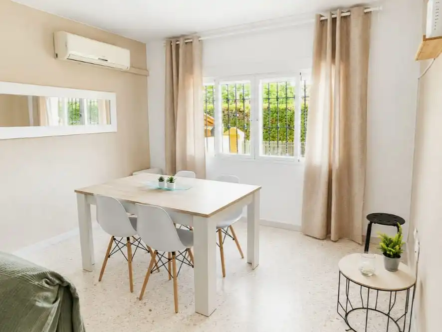 Habitación en Calle Venecia, 1, Avenida de Europa