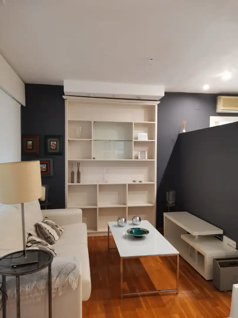 Sala de estar de Apartamento de alquiler en Murcia con Aire acondicionado, Parquet y Amueblado