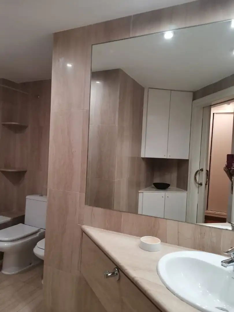 Baño de Apartamento de alquiler en Murcia con Aire acondicionado, Parquet y Amueblado