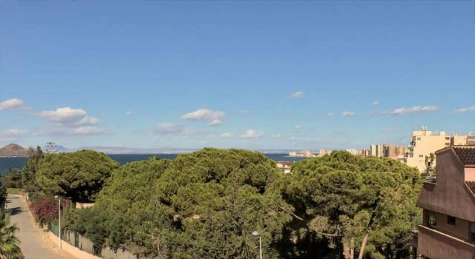 Detached homes for sale in Zona Galúa - Calnegre Garden of Detached homes for sale in La Manga del Mar Menor with Terrace and Swimming Pool