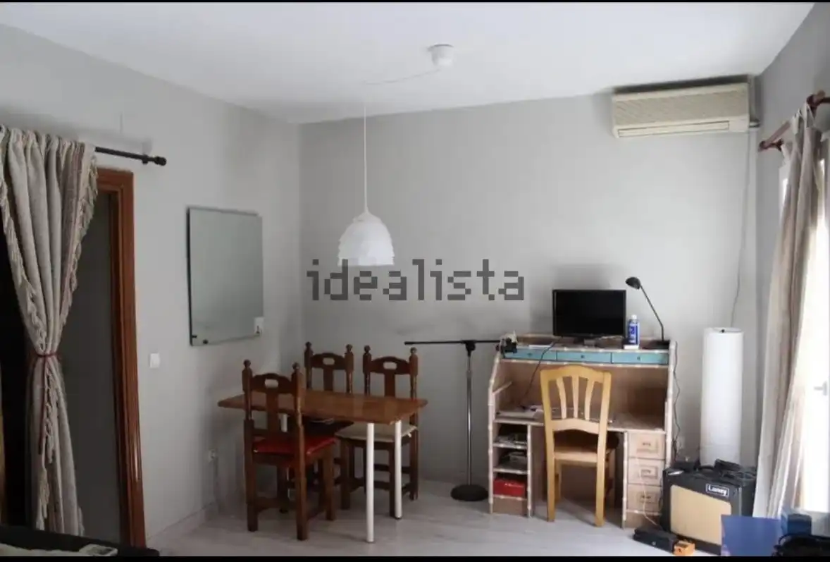 Flat for sale in Calle de Elvira Barrios, 7, San Isidro Bedroom of Flat for sale in Madrid with Terrace and Balcony