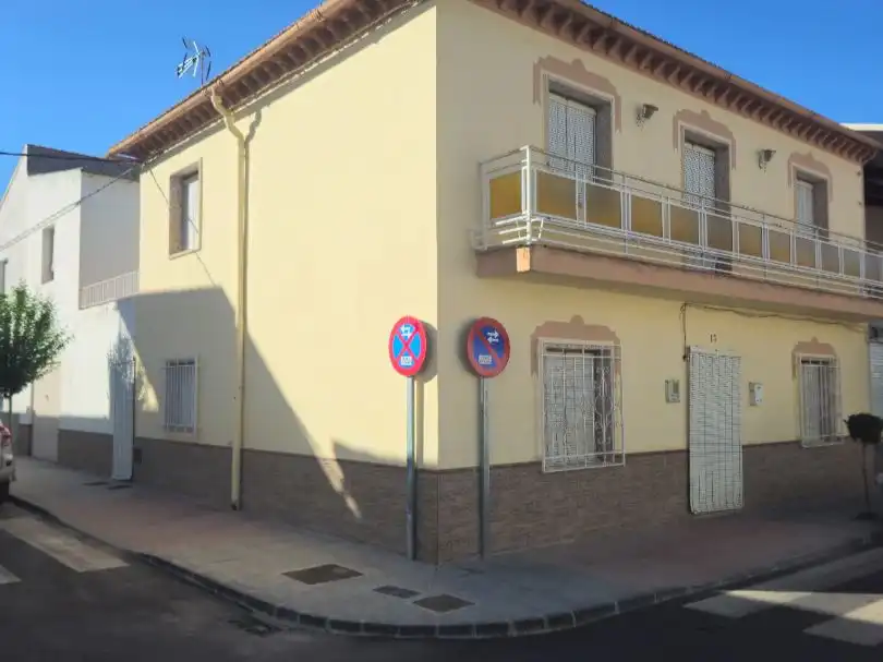 Detached homes for sale in Calle Sanchez del Corral, 13, Ayuntamiento Exterior view of Detached homes for sale in Alhendín with Terrace and Balcony