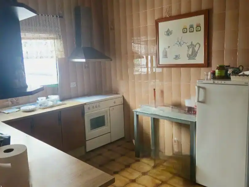 Detached homes for sale in Calle Sanchez del Corral, 13, Ayuntamiento Kitchen of Detached homes for sale in Alhendín with Terrace and Balcony