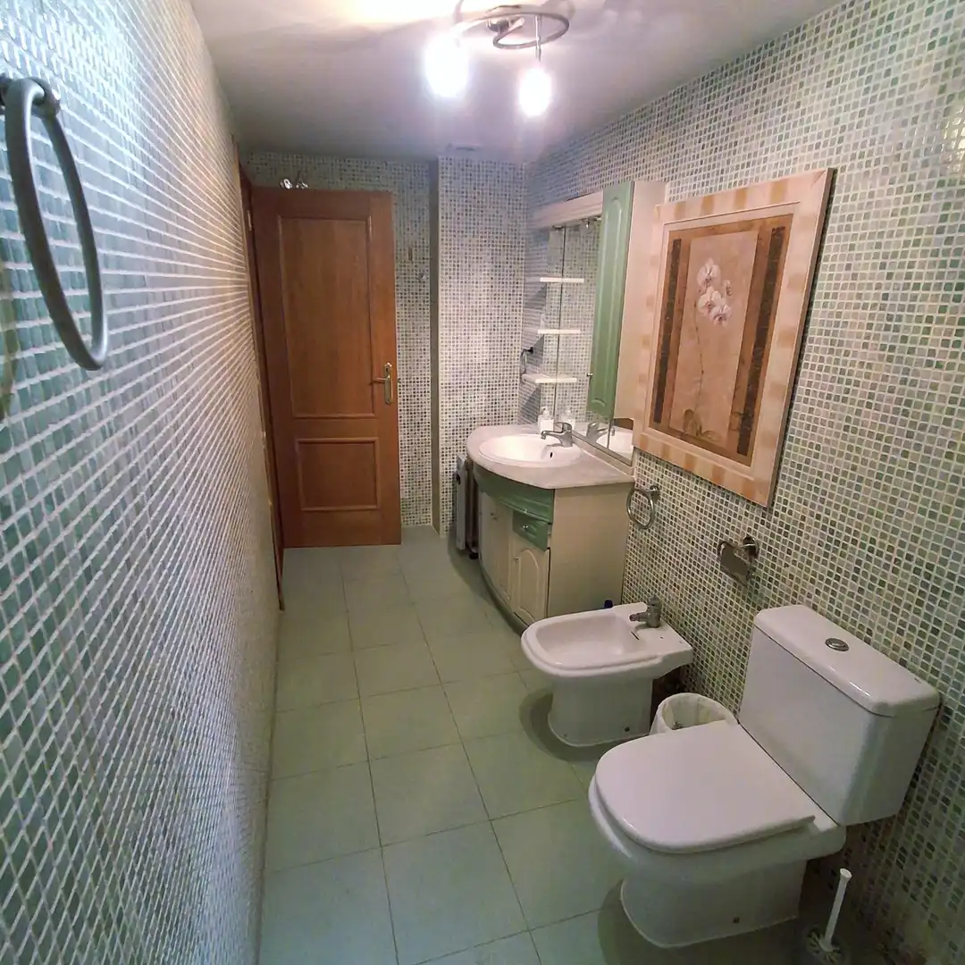 Wohnung zum Verkauf in Calle Fomento, 4, Centro Badezimmer von Wohnung zum Verkauf in Ocaña mit Klimaanlage