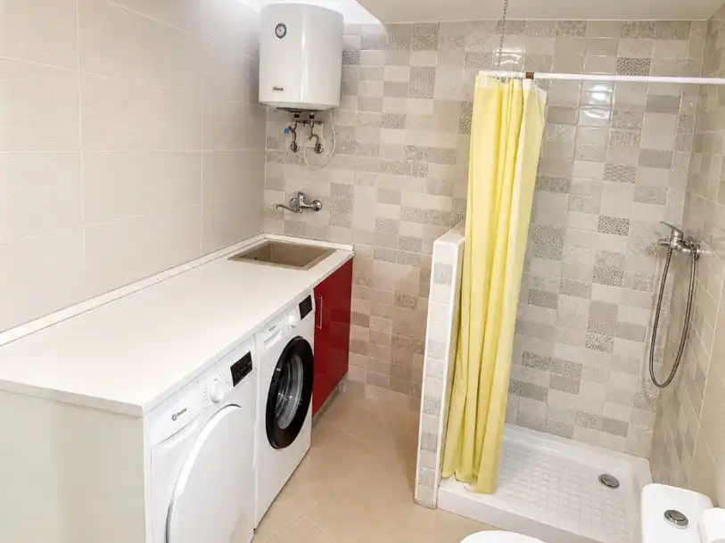 Wohnung zur Miete in Calle Horno Nuevo, 18, Épila Badezimmer von Wohnung zur Miete in Épila mit Möbliert