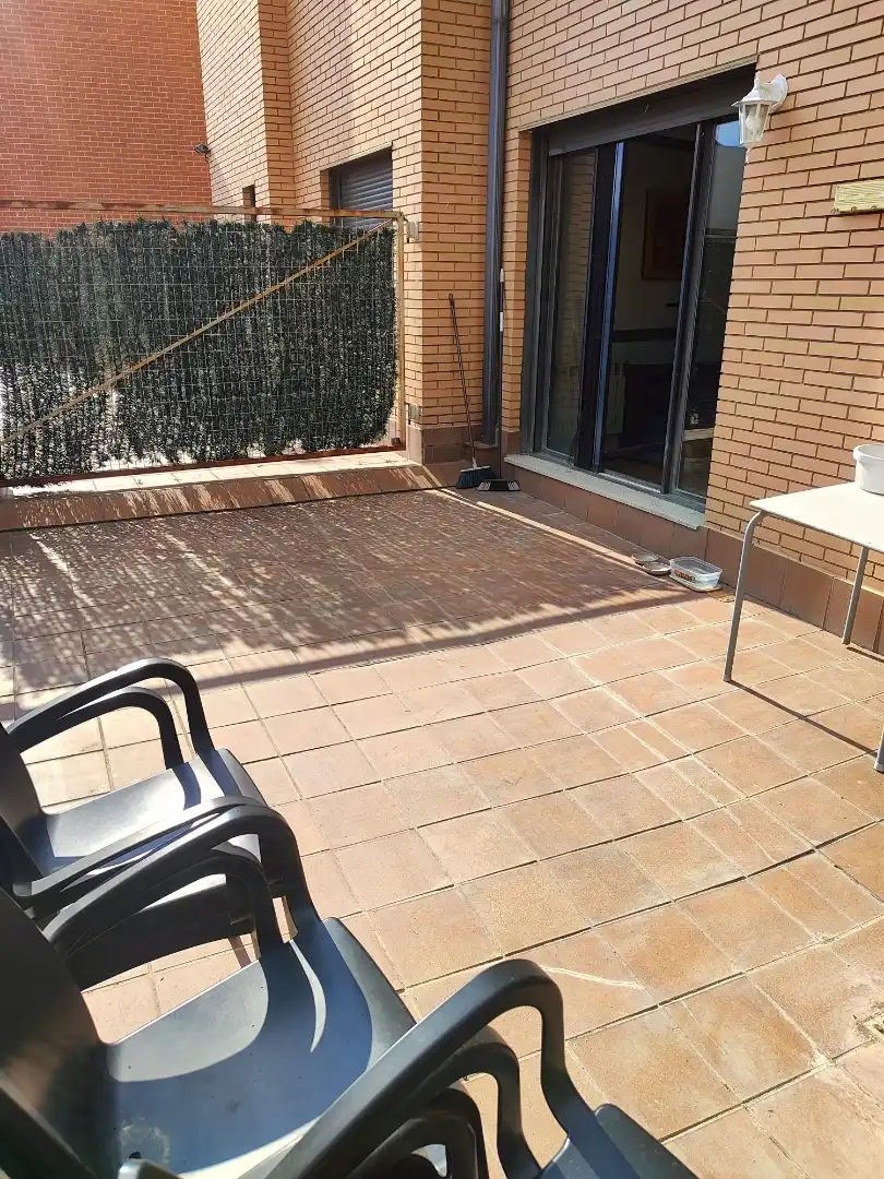 Wohnungen zur Miete in Calle Laguna, 17, Cistérniga Terrasse von Wohnungen zur Miete in Cistérniga mit Heizung, Parkett und Terrasse