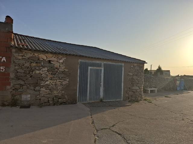 Terreno en Venta en Calle la Iglesia, 37 en Peñausende