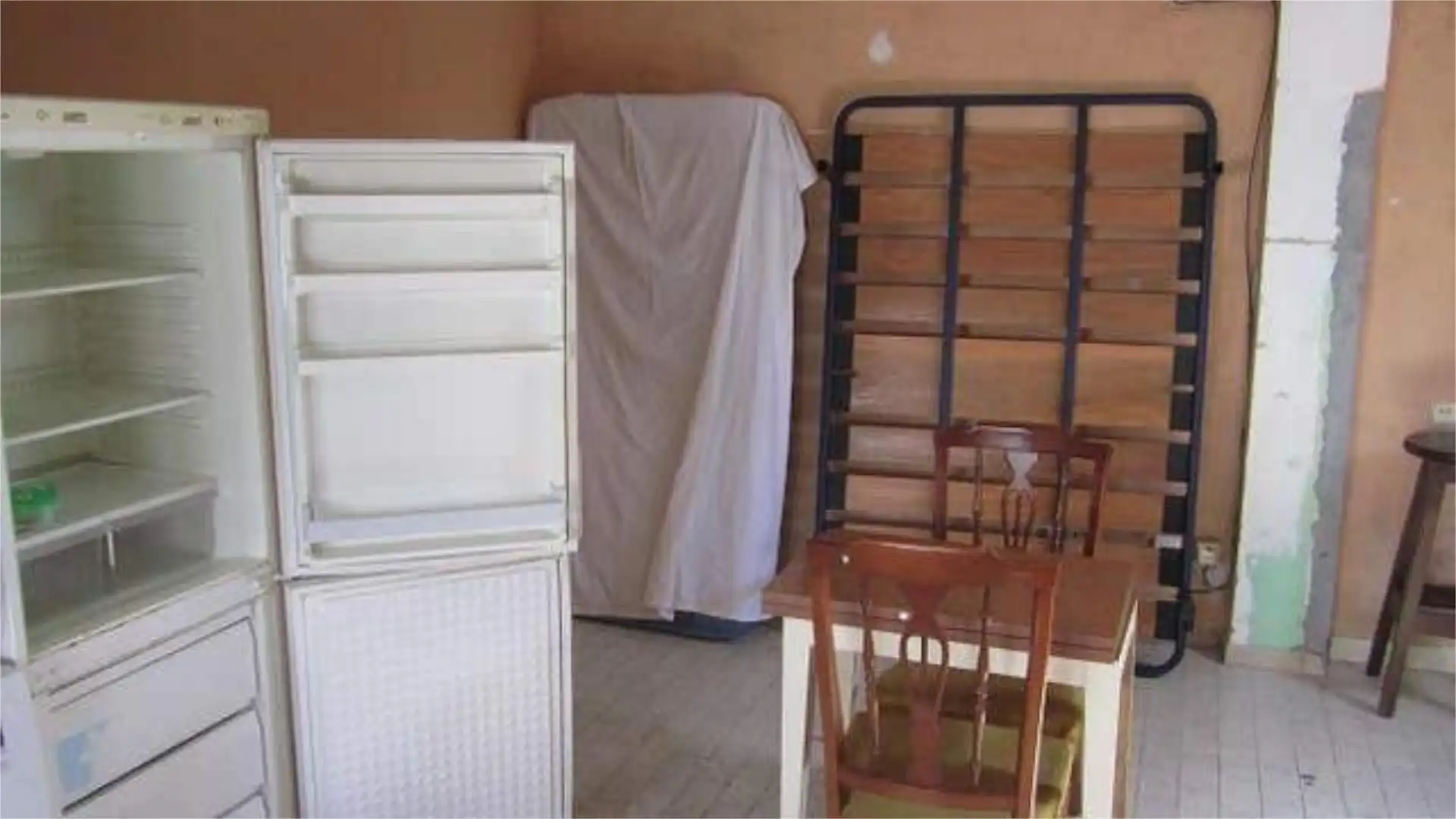 Piso en venta en El Cristo Habitación de Piso en venta en Oviedo