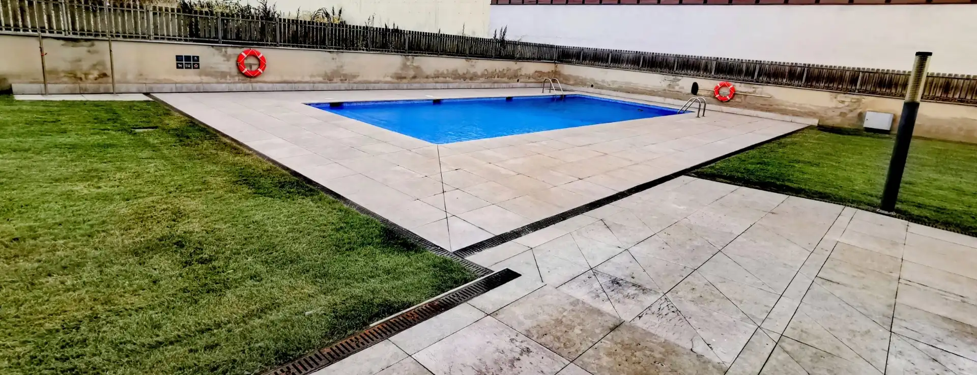 Pis en venda a Avinguda D'europa, 29, Mas Rampinyo - Montcada Nova - Carrerada Piscina de Pis en venda en Montcada i Reixac amb Aire condicionat, Terrassa i Piscina