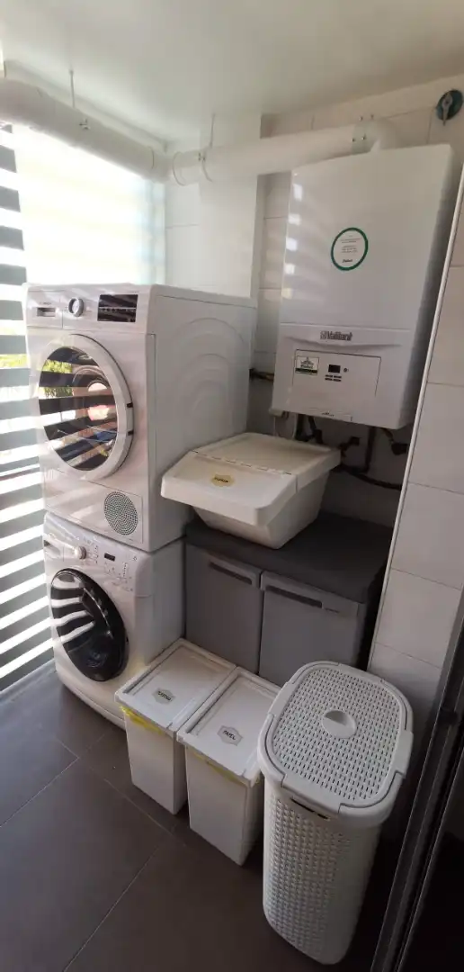 Pis en venda a Avinguda D'europa, 29, Mas Rampinyo - Montcada Nova - Carrerada Bany de Pis en venda en Montcada i Reixac amb Aire condicionat, Terrassa i Piscina