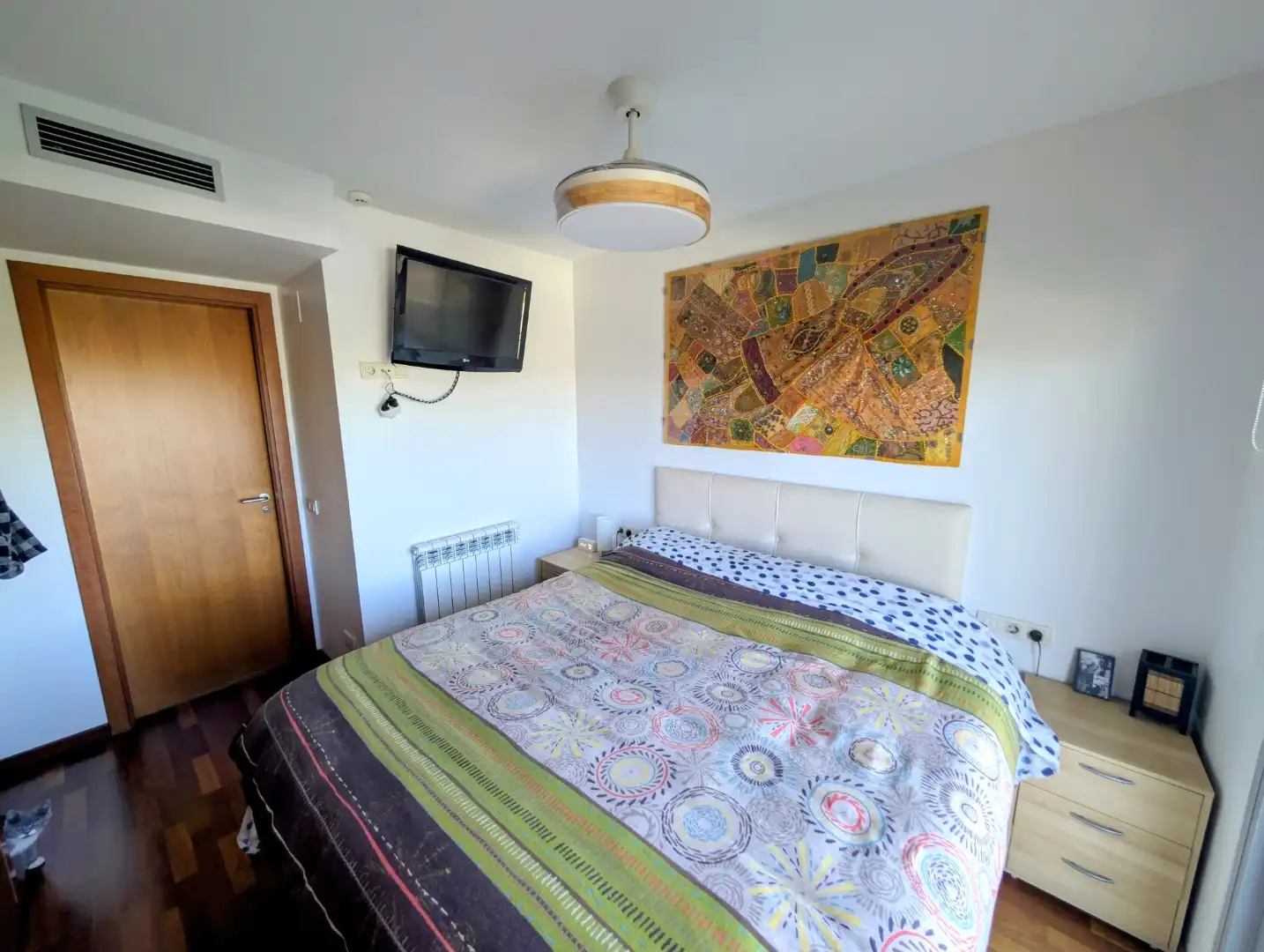 Pis en venda a Avinguda D'europa, 29, Mas Rampinyo - Montcada Nova - Carrerada Dormitori de Pis en venda en Montcada i Reixac amb Aire condicionat, Terrassa i Piscina