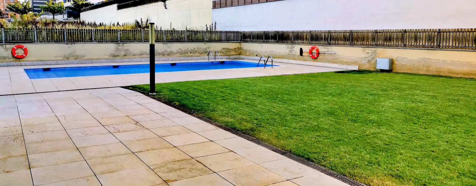 Pis en venda a Avinguda D'europa, 29, Mas Rampinyo - Montcada Nova - Carrerada Piscina de Pis en venda en Montcada i Reixac amb Aire condicionat, Terrassa i Piscina