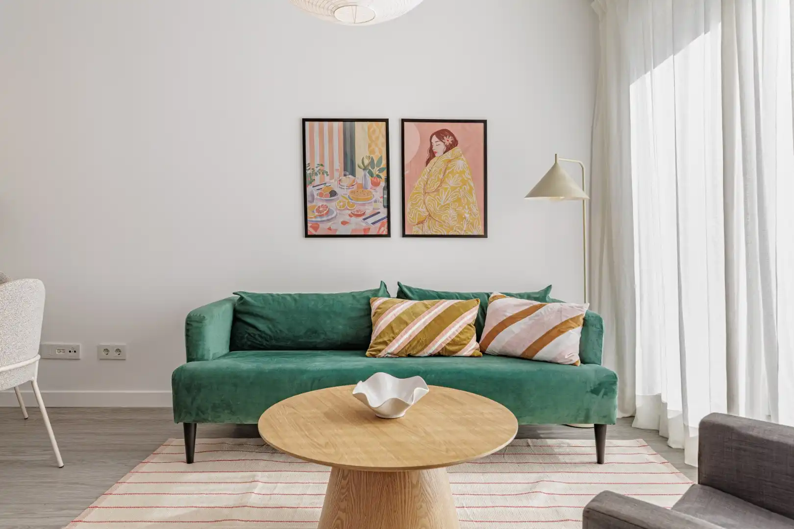 Wohnung zum Verkauf in Calle Policía Nacional, 11, Parque Central Wohnzimmer von Wohnung zum Verkauf in Estepona mit Privatgarten, Terrasse und Möbliert