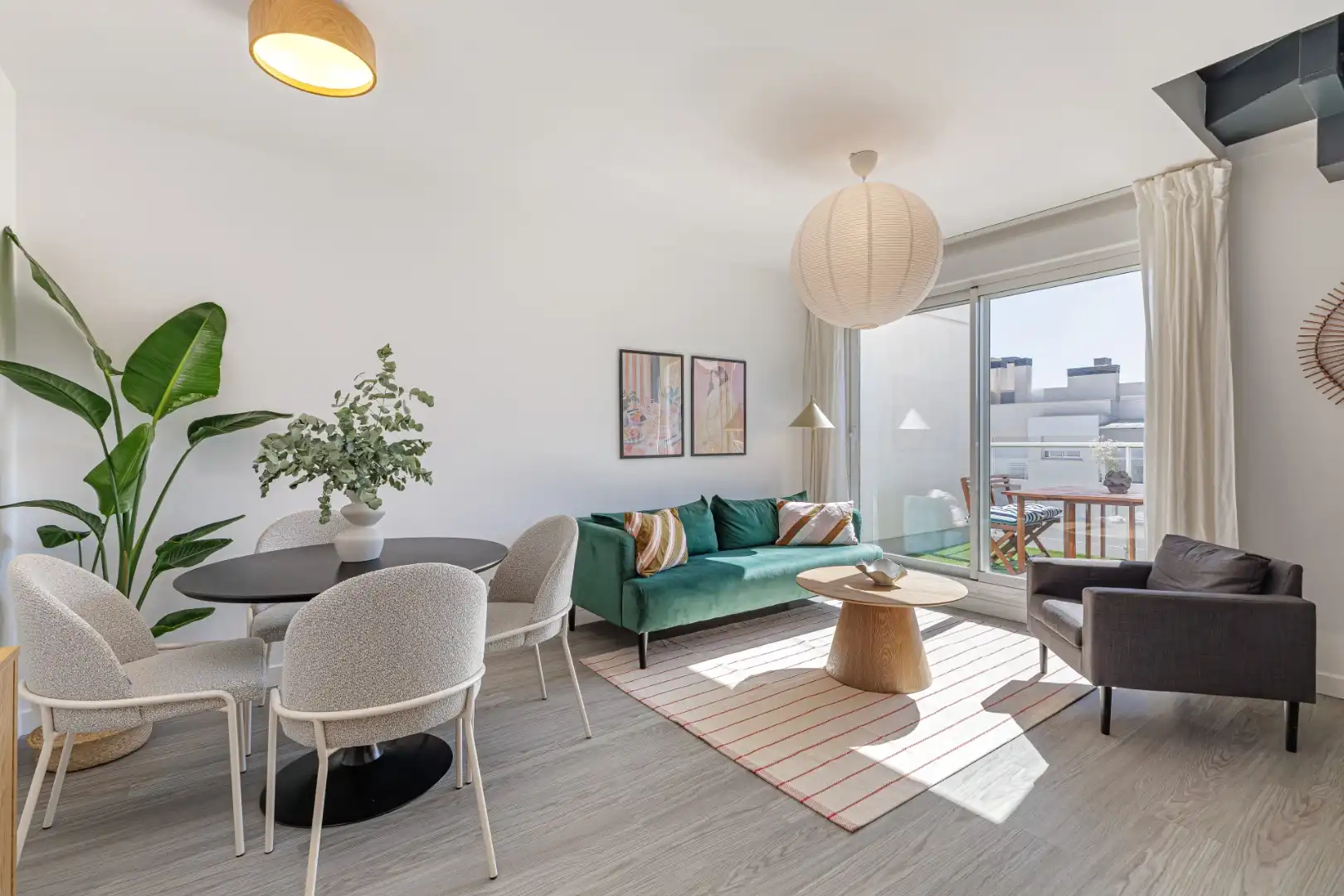 Wohnung zum Verkauf in Calle Policía Nacional, 11, Parque Central Wohnzimmer von Wohnung zum Verkauf in Estepona mit Privatgarten, Terrasse und Möbliert