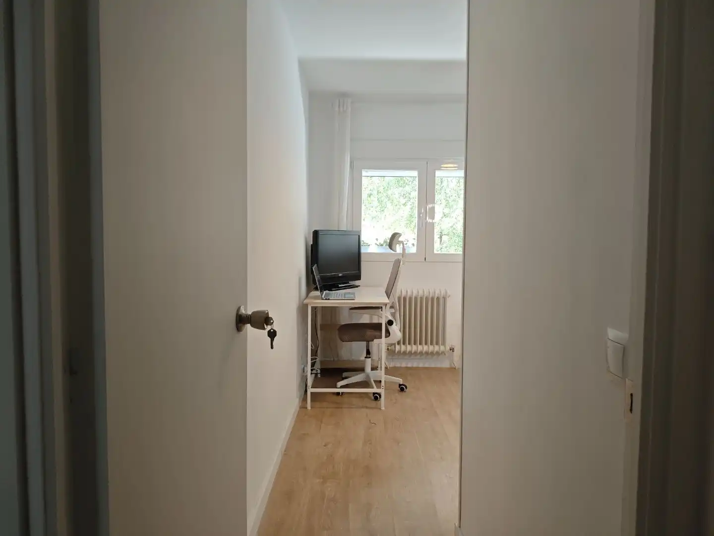 Habitación en Calle Lesaca, 44, Orcasitas Habitación de Piso para compartir en Madrid con Calefacción, Terraza y Amueblado