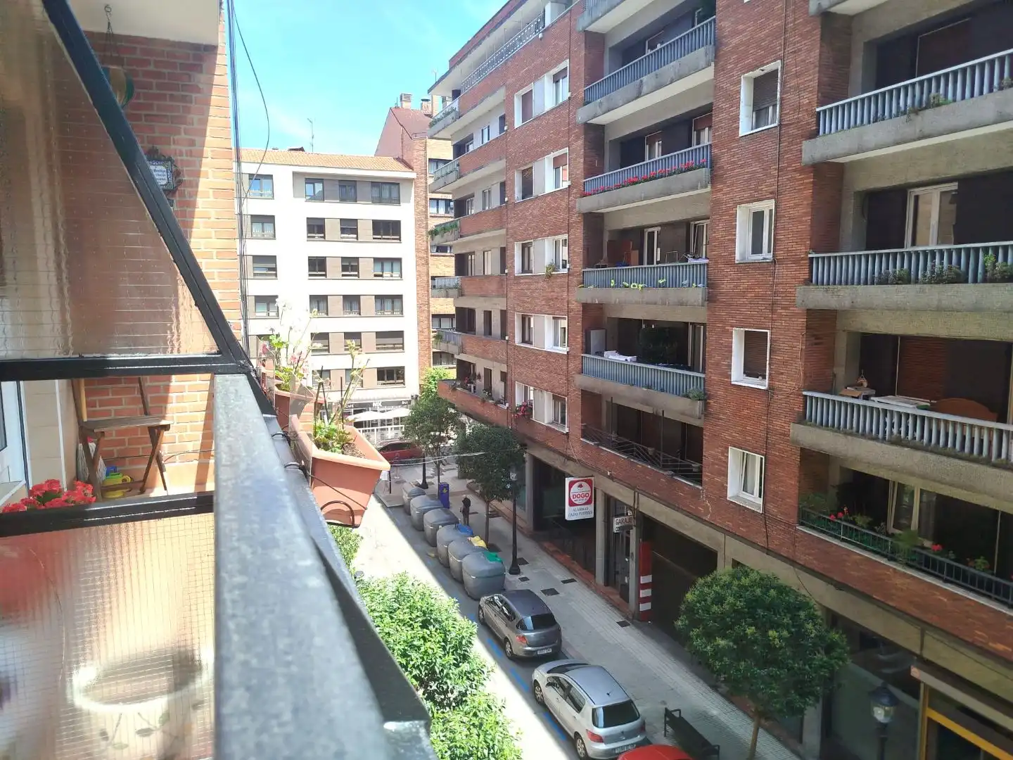 Vista exterior de Piso en venta en Gijón  con Terraza y Balcón