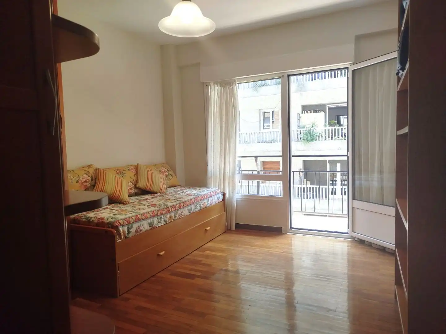 Habitación de Piso en venta en Gijón  con Terraza y Balcón