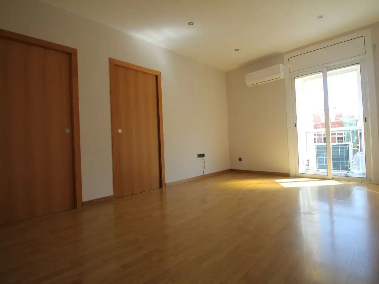 Piso de alquiler en Carrer de Ventura Plaja, 39, Sants-Badal Habitación de Piso de alquiler en Barcelona Capital con Aire acondicionado y Balcón