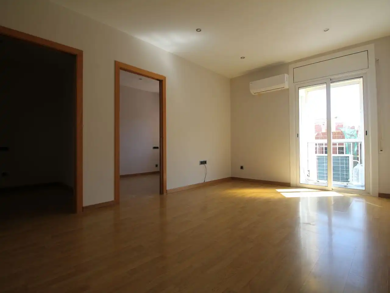 Piso de alquiler en Carrer de Ventura Plaja, 39, Sants-Badal Habitación de Piso de alquiler en Barcelona Capital con Aire acondicionado y Balcón