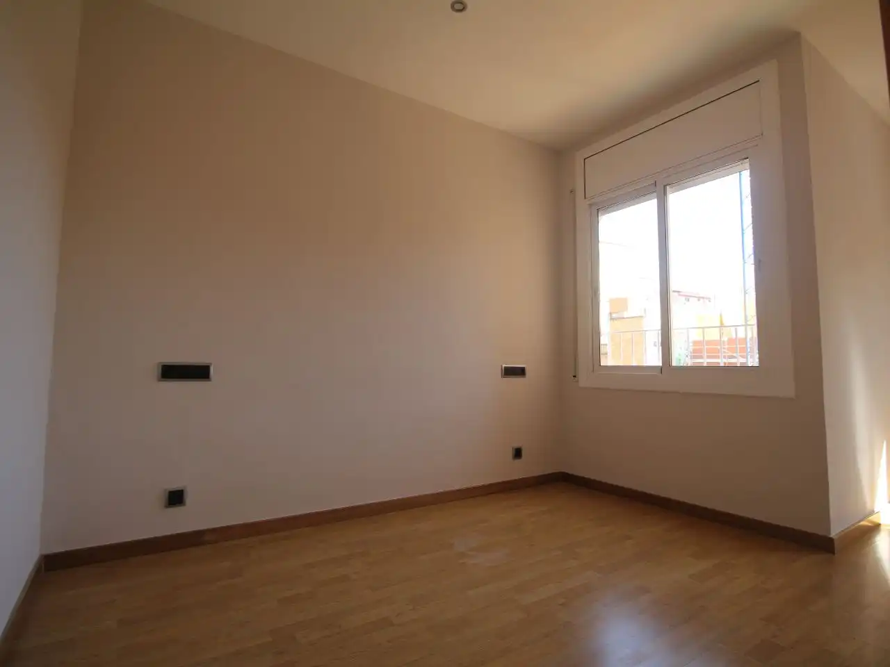 Piso de alquiler en Carrer de Ventura Plaja, 39, Sants-Badal Habitación de Piso de alquiler en Barcelona Capital con Aire acondicionado y Balcón