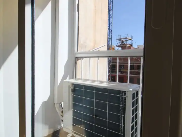 Piso de alquiler en Carrer de Ventura Plaja, 39, Sants-Badal Terraza de Piso de alquiler en Barcelona Capital con Aire acondicionado y Balcón