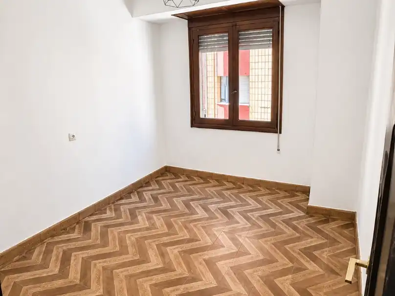 Schlafzimmer von Wohnung zum Verkauf in San Martín del Rey Aurelio mit Terrasse, Abstellraum und Balkon