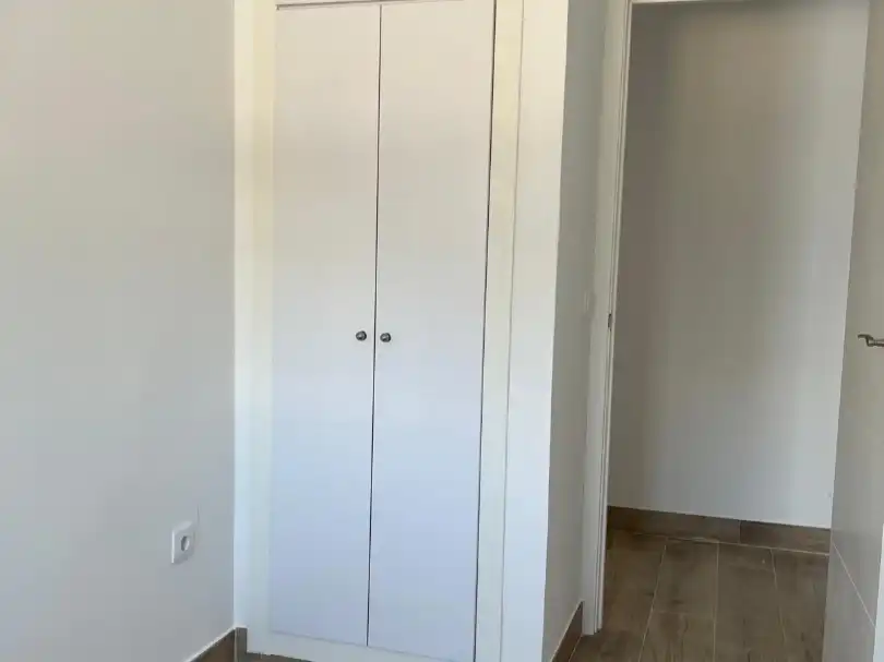 Wohnung zum Verkauf in Calle Santiago Apóstol, 110, Torre Cruz - Los Molinos Schlafzimmer von Wohnung zum Verkauf in Utrera