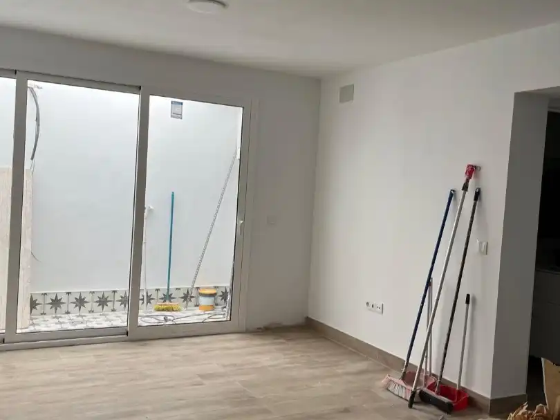 Wohnung zum Verkauf in Calle Santiago Apóstol, 110, Torre Cruz - Los Molinos Wohnung zum Verkauf in Utrera