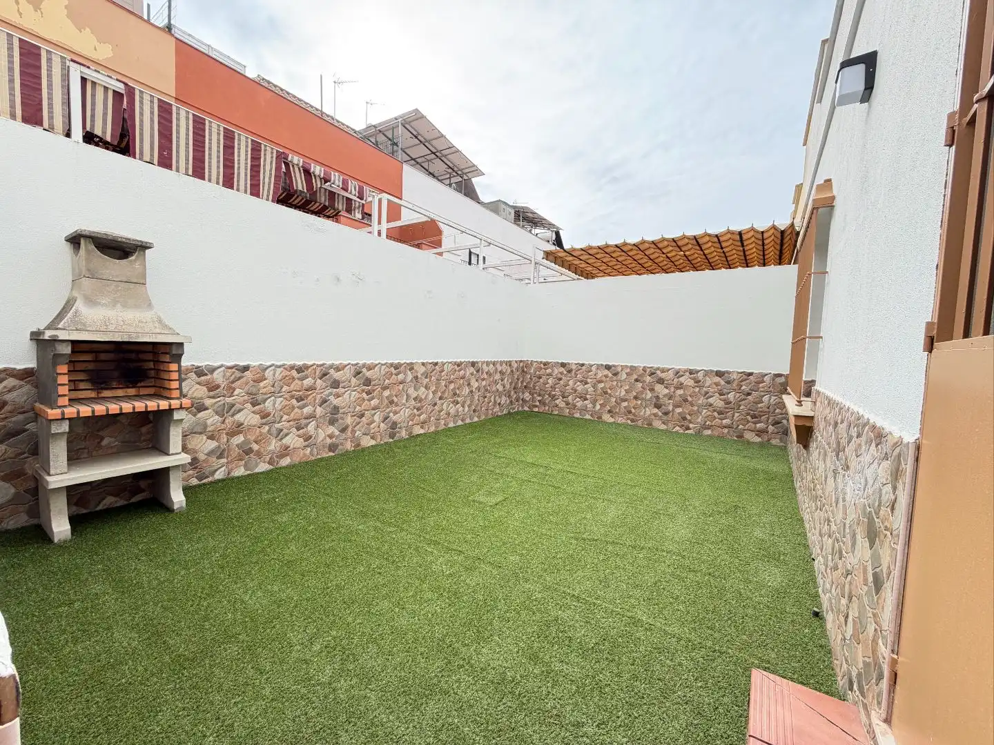Casa adosada en venda a Carrer Calle María Auxiliadora, 2, Rinconada Terrassa de Casa adosada en venda en La Rinconada amb Aire condicionat i Terrassa
