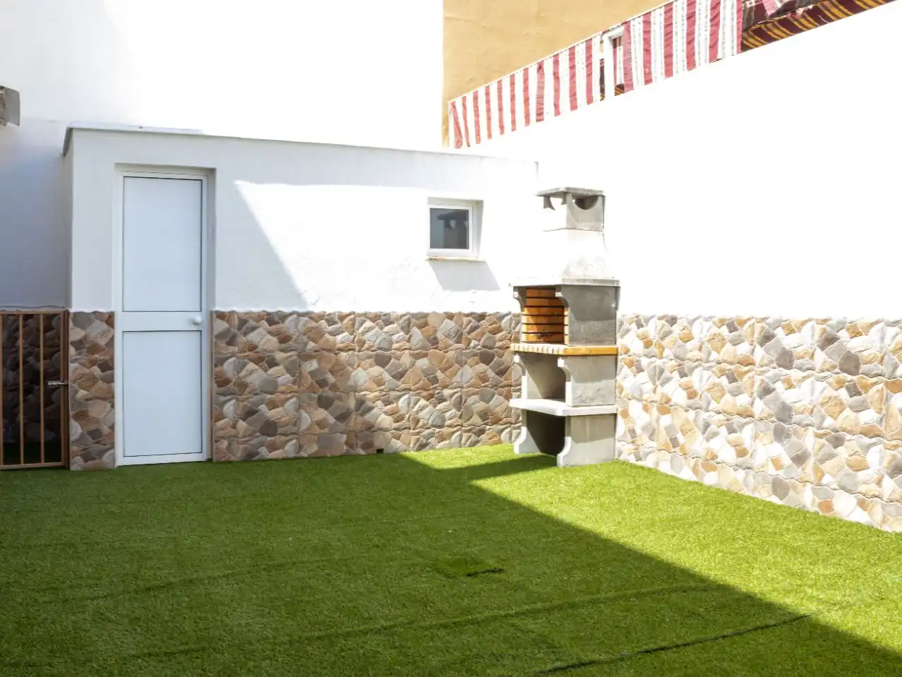 Casa adosada en venda a Carrer Calle María Auxiliadora, 2, Rinconada Terrassa de Casa adosada en venda en La Rinconada amb Aire condicionat i Terrassa