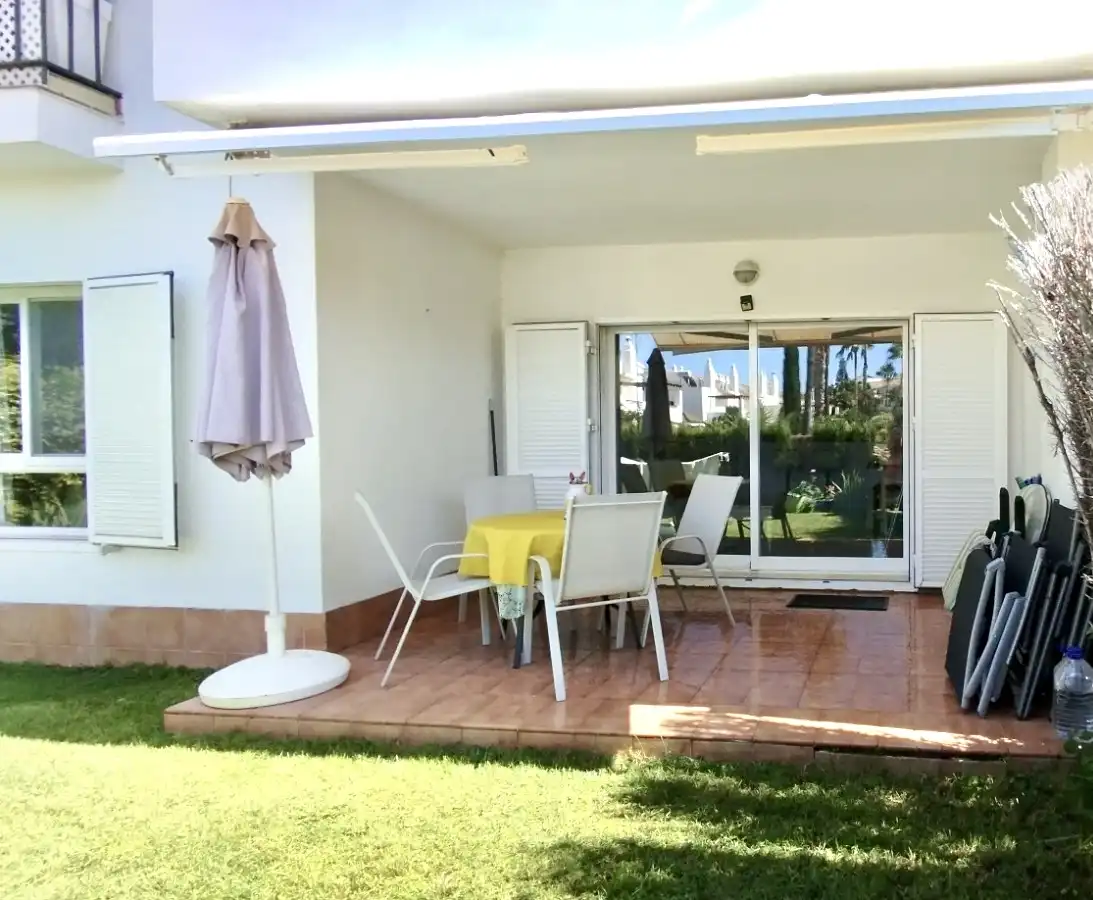 Planta baixa de lloguer a Avenida Reina Sofía, 15, Costa Ballena Golf Jardí de Planta baixa de lloguer en Rota amb Aire condicionat, Calefacció i Jardí privat