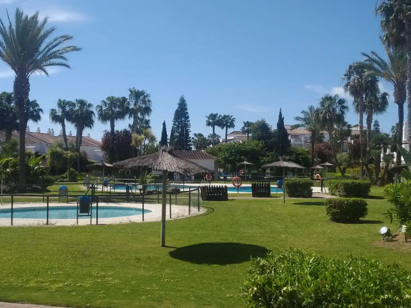 Planta baixa de lloguer a Avenida Reina Sofía, 15, Costa Ballena Golf Jardí de Planta baixa de lloguer en Rota amb Aire condicionat, Calefacció i Jardí privat