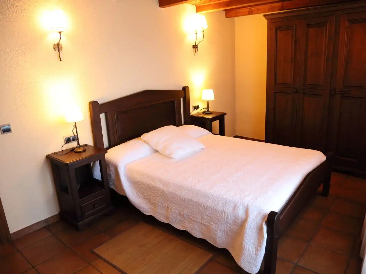 Apartments for rent in Carrer Major-aristot, 18, El Pont de Bar Bedroom of Apartments for rent in El Pont de Bar with Balcony