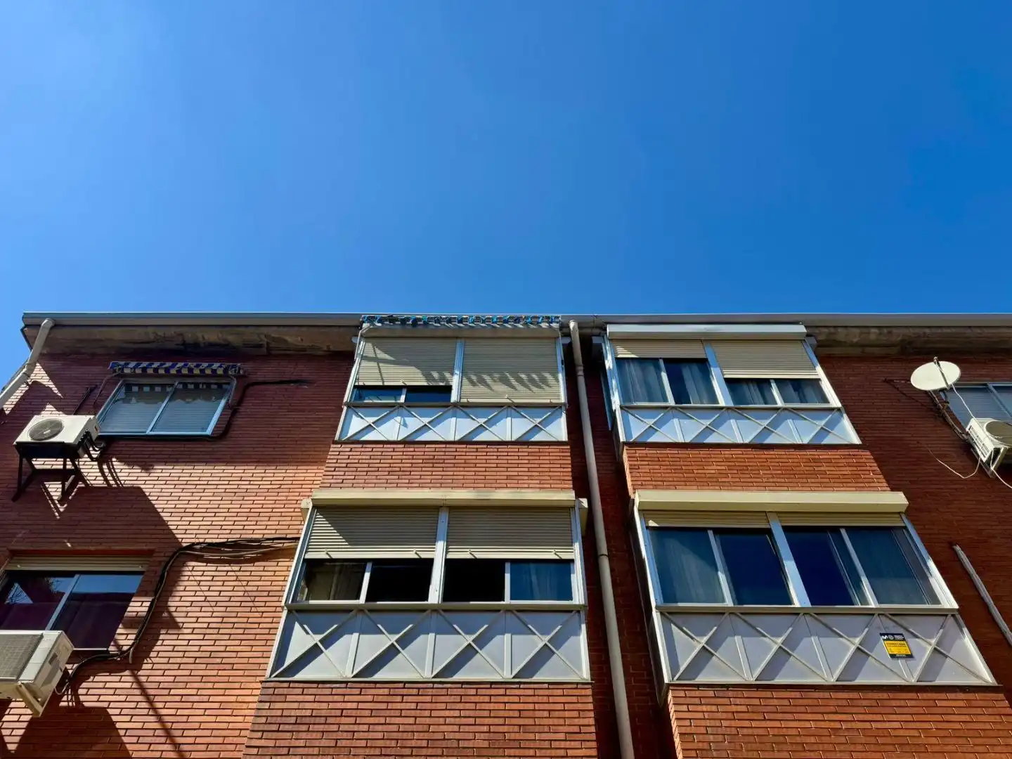 Flat for sale in Calle de las Almortas, 17, Valdeacederas Exterior view of Flat for sale in Madrid Capital with Air Conditioner and Swimming Pool
