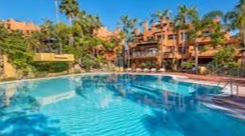 Apartamento en venta en Camino del Ángel, 1a, La Dama de Noche - La Alzambra, Marbella - imagen 2 Foto 2 de Apartamento en venta en Camino del Ángel, 1a, La Dama de Noche - La Alzambra, Marbella