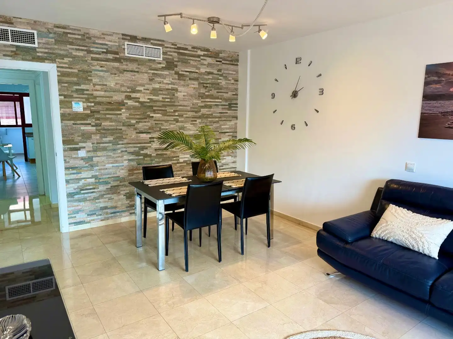 Flat for rent in Calle Sagunto, 15, Guanarteme Dining room of Flat for rent in Las Palmas de Gran Canaria with Air Conditioner, Terrace and Furnished