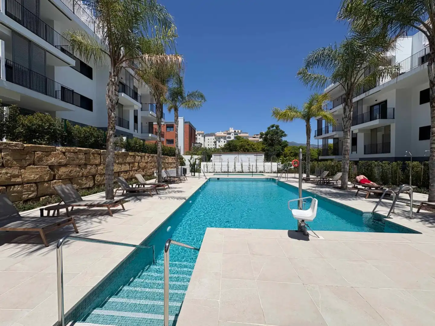 Apartament de lloguer a Calle Huerta Nueva, 31, Estepona Pueblo Piscina de Apartament de lloguer en Estepona amb Aire condicionat, Terrassa i Piscina