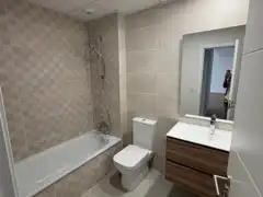 Apartament de lloguer a Calle Huerta Nueva, 31, Estepona Pueblo Bany de Apartament de lloguer en Estepona amb Aire condicionat, Terrassa i Piscina