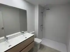 Apartament de lloguer a Calle Huerta Nueva, 31, Estepona Pueblo Bany de Apartament de lloguer en Estepona amb Aire condicionat, Terrassa i Piscina