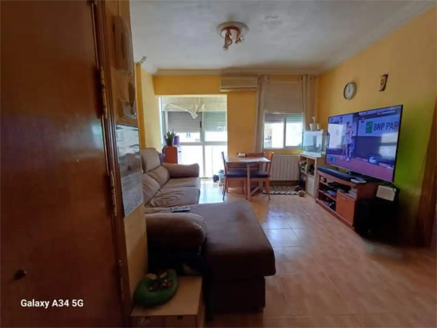 Piso en venta en Tres Olivos - Valverde Sala de estar de Piso en venta en Madrid con Calefacción