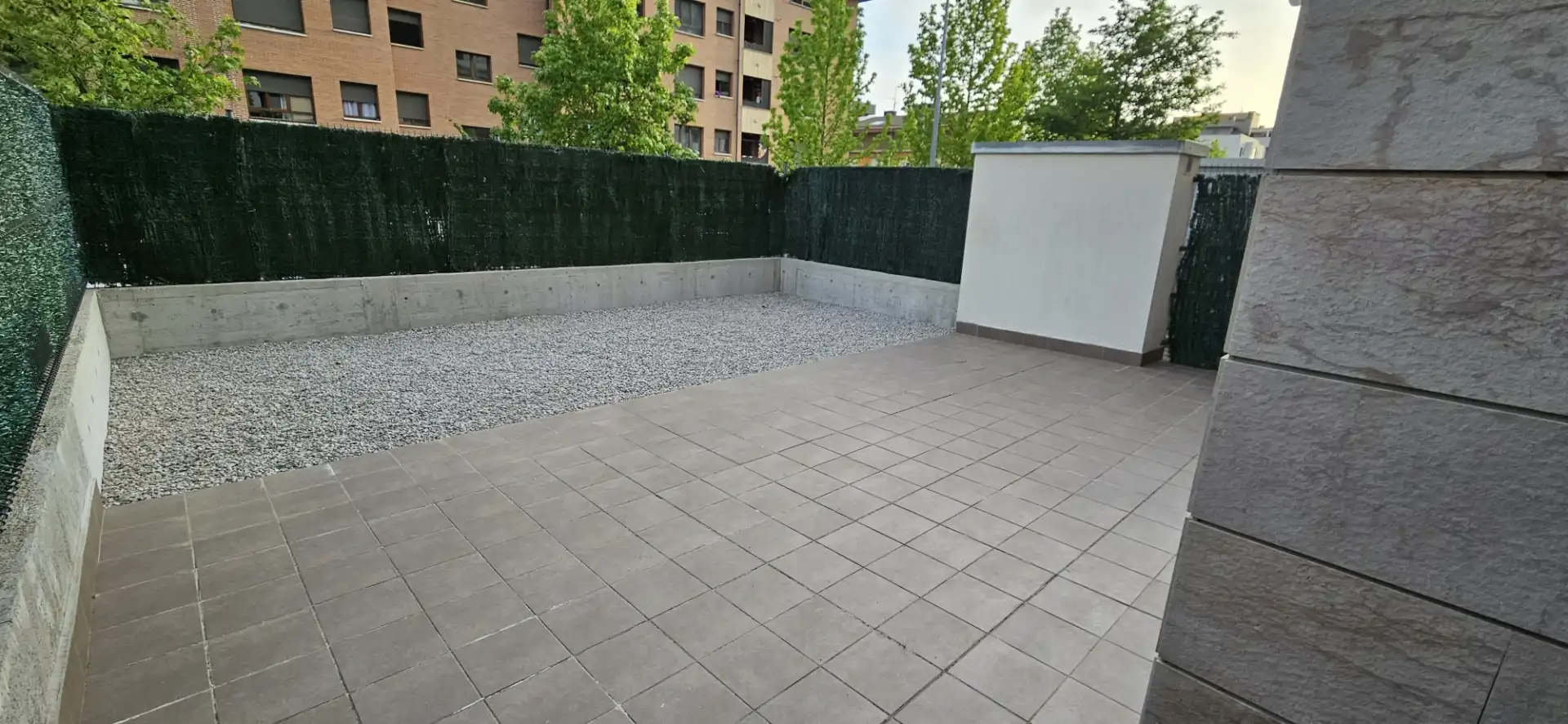 Erdgeschoss zum Verkauf in Calle Oihana, 72, Huarte / Uharte Erdgeschoss zum Verkauf in Calle Oihana, 72, Huarte / Uharte