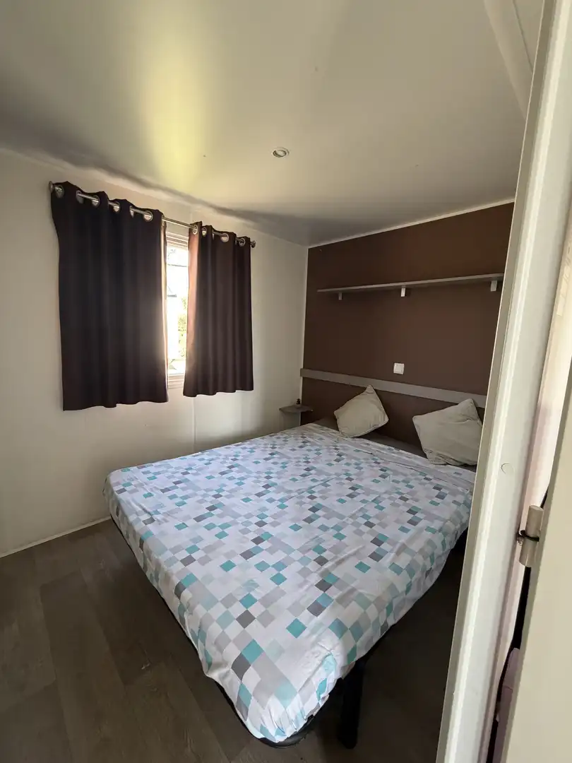 Estudi en venda a Calle Mayor, 16, Alcañiz Dormitori de Estudi en venda en Alcañiz amb Parquet i Moblat