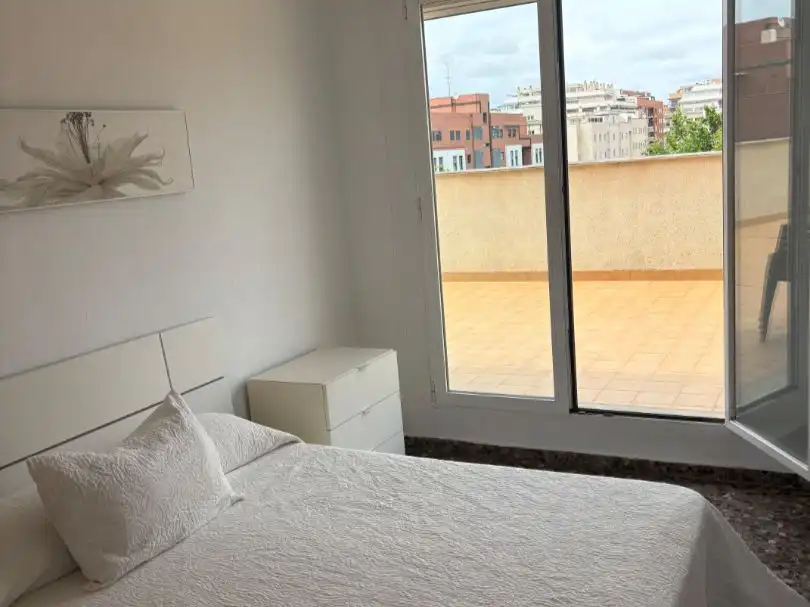 Àtic de lloguer a Carrer Alfabega, 12, Valterna