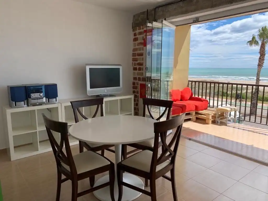 Apartamento de alquiler en Avenida Ferrandis Salvador, 67, Els Terrers Comedor de Apartamento de alquiler en Benicasim / Benicàssim con Terraza, Trastero y Amueblado