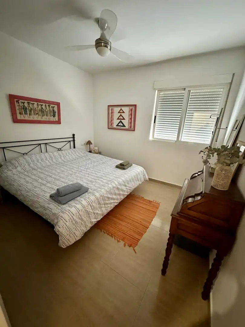 Apartamento de alquiler en Avenida Ferrandis Salvador, 67, Els Terrers Habitación de Apartamento de alquiler en Benicasim / Benicàssim con Terraza, Trastero y Amueblado